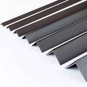 90 Degree 2.5m Plastic PVC Corner Angle Trim 